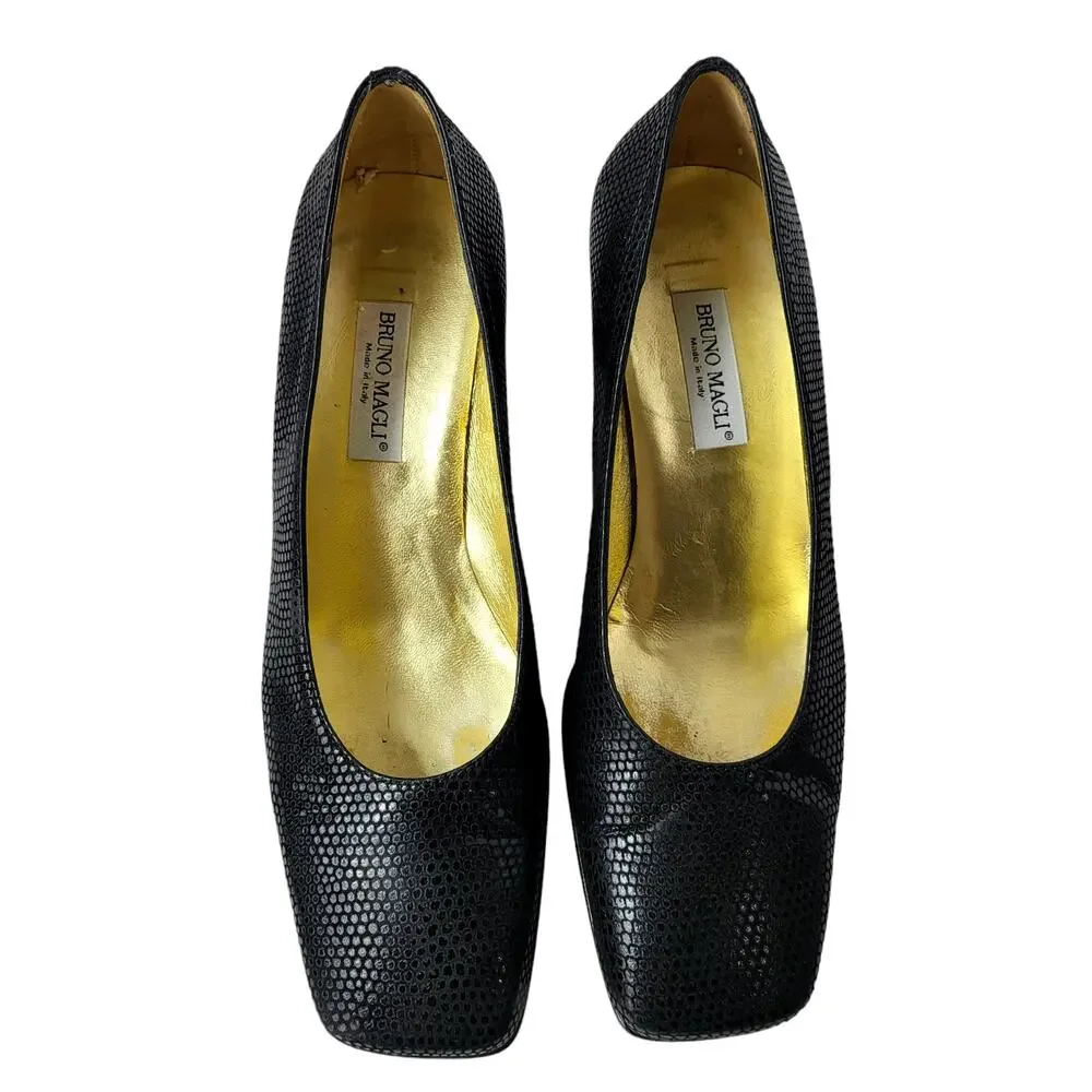 Bruno Magli Black Embossed Leather Contemporary Classic Pump‎ Shoes Size 6 #560